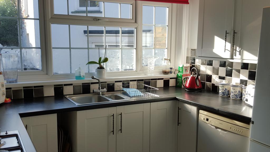 Strand House Apartment Padstow Room photo